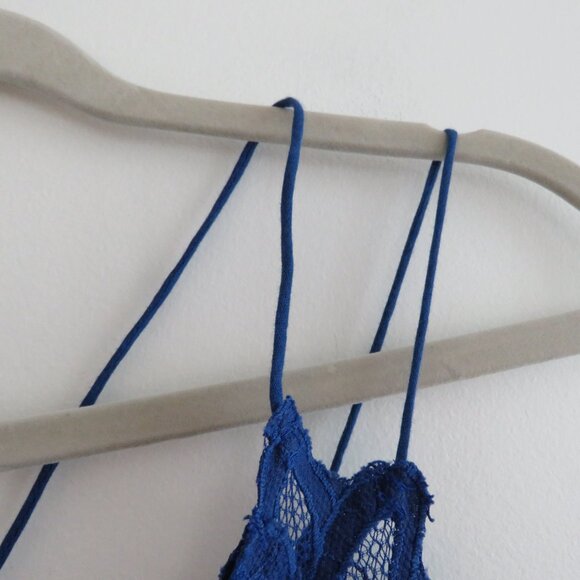 FREE PEOPLE ONE Adella Bralette Crop in Blue Boho Festival Lace Smock Size L - Picture 6 of 15